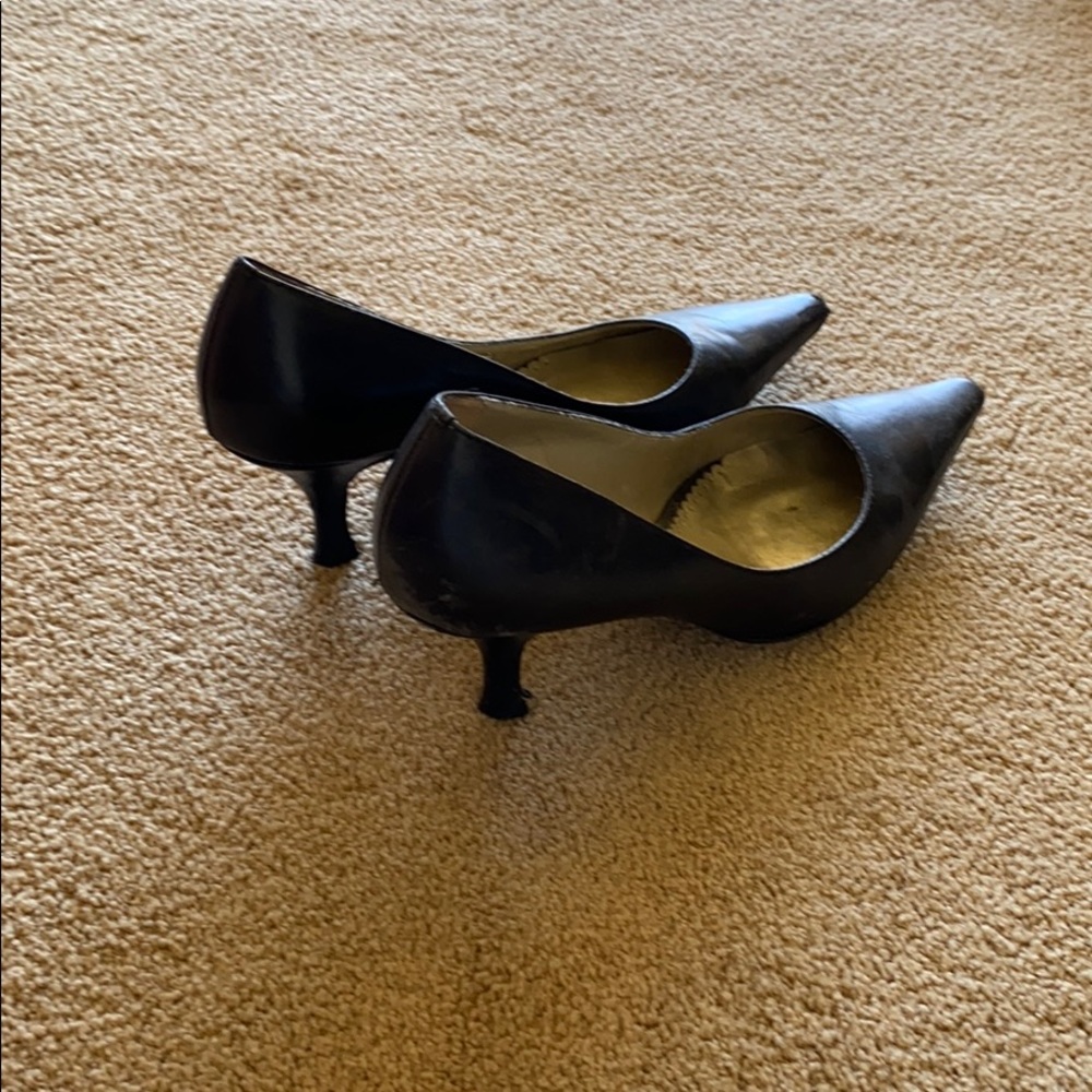 Cat heel - Picture 3 of 3